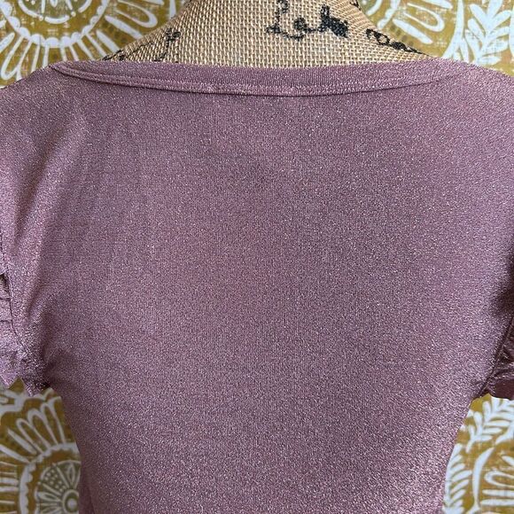 SUNDAYS By Wearesundays Kobie Metallic Ruffle Trim Tank Top Metallic Rose size M - Picture 9 of 11